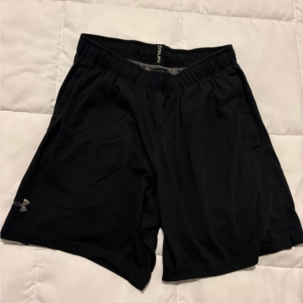 UNDER ARMOUR Men's Black Athletic Shorts, Size Medium